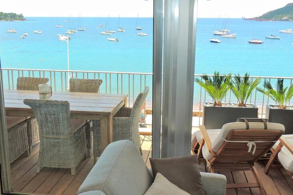 Emplacement Privilegie Pour Ce Bel Appartement Saint-Raphaël المظهر الخارجي الصورة