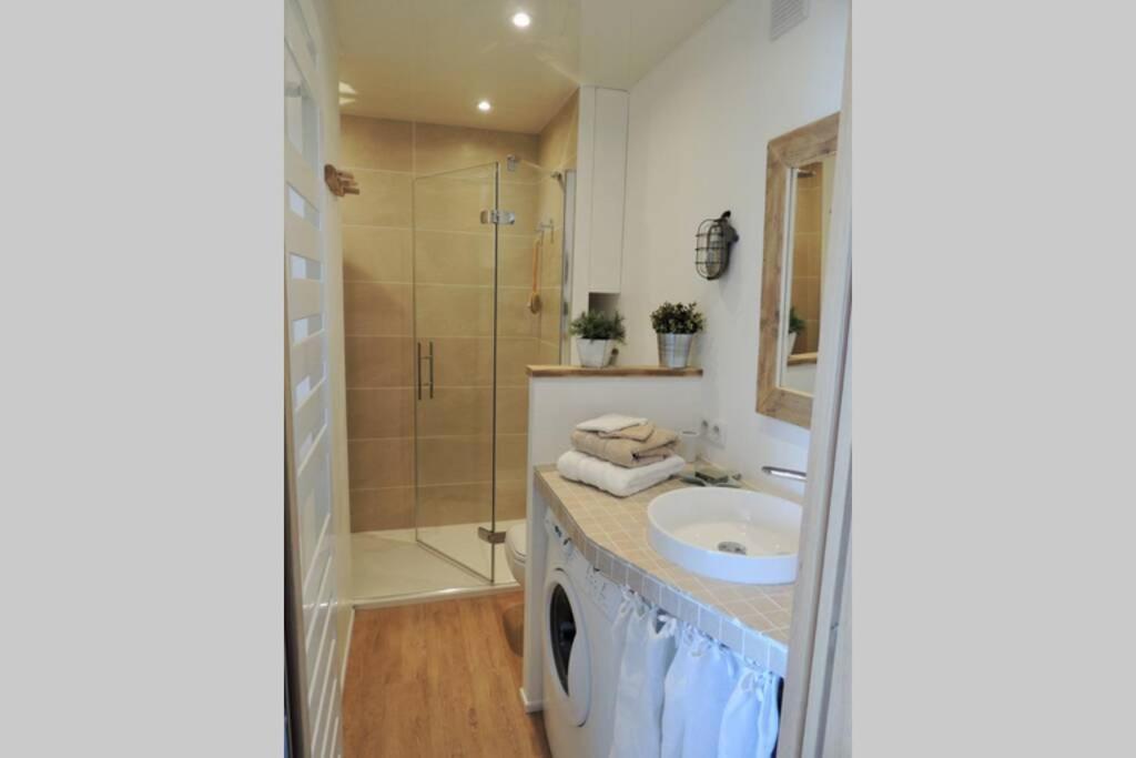 Emplacement Privilegie Pour Ce Bel Appartement Saint-Raphaël المظهر الخارجي الصورة