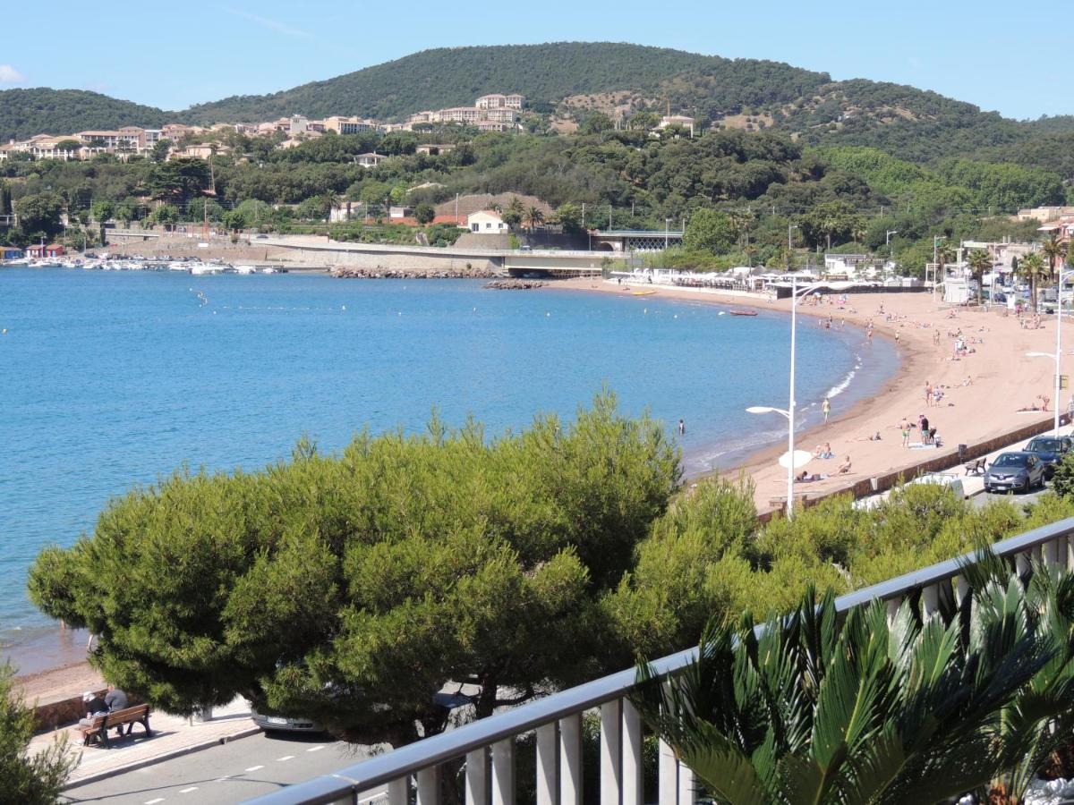 Emplacement Privilegie Pour Ce Bel Appartement Saint-Raphaël المظهر الخارجي الصورة